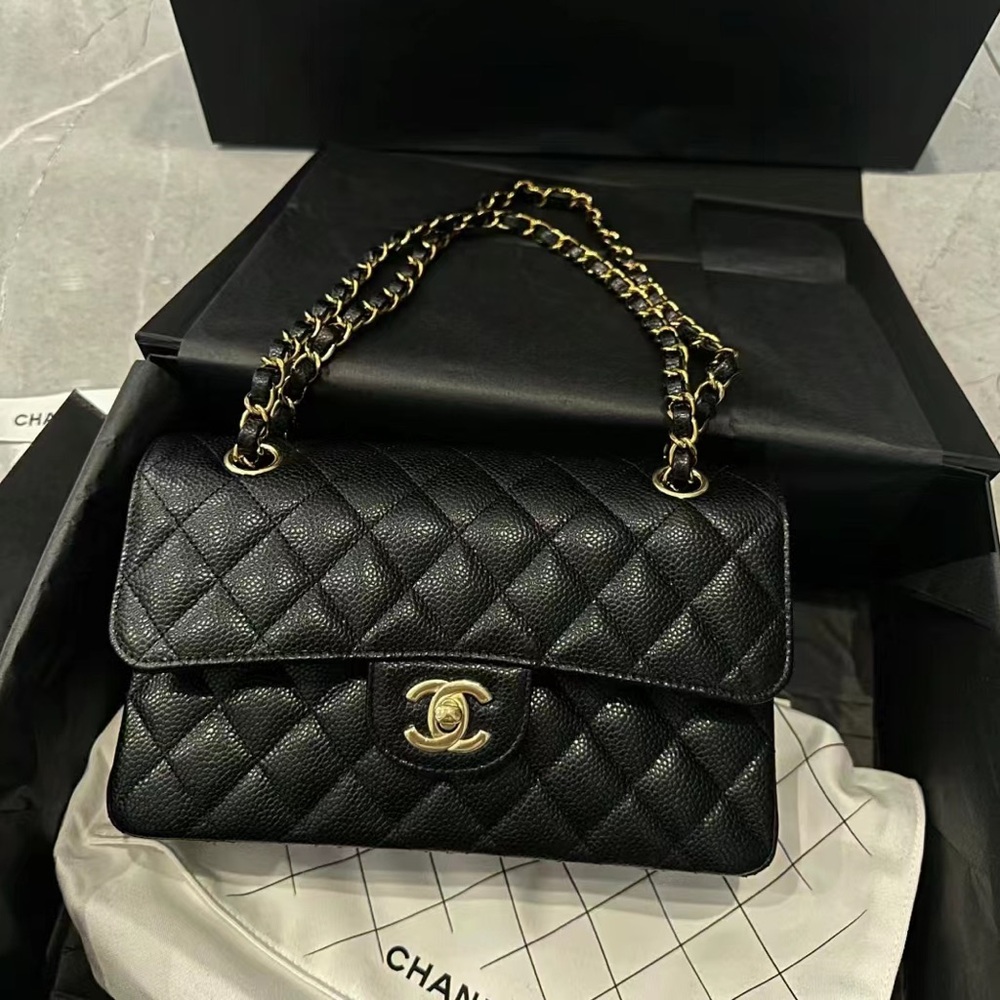Chanel black chain bag